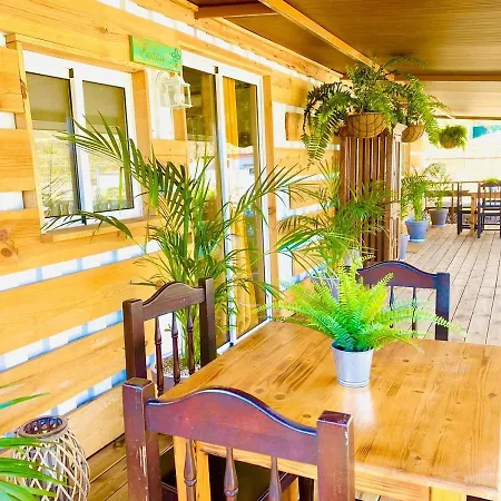 Apartment Bernegal Moneyba, Hot Tub, Piscina Y Jardin Buzanada