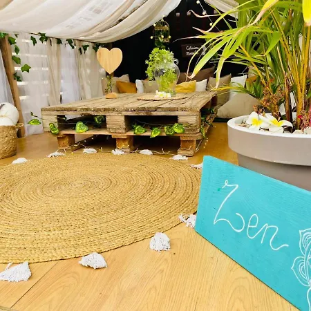Bernegal Moneyba, Hot Tub, Piscina Y Jardin Apartment